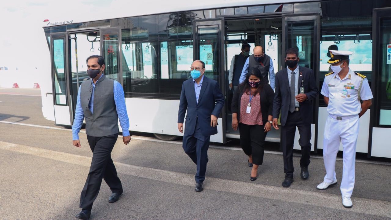 އިންޑިއާގެ ފޮރިން ސެކްރެޓަރީ ހަރްޝް ވަރްދާން ޝްރިންގްލާ މިއަދު ރާއްޖެ ވަޑައިގެންފި