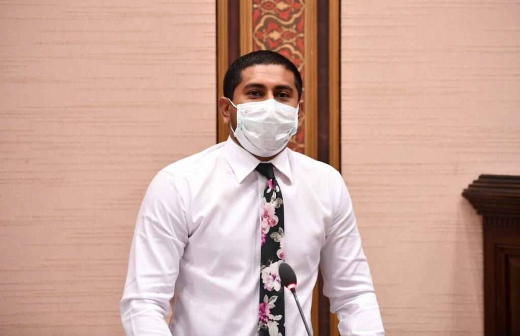 މަޙްލޫފަށް ކުރާ ރިޝްވަތުގެ ދައުވާގެ ޝަރީއަތް ކެންސަލްކޮށްފި