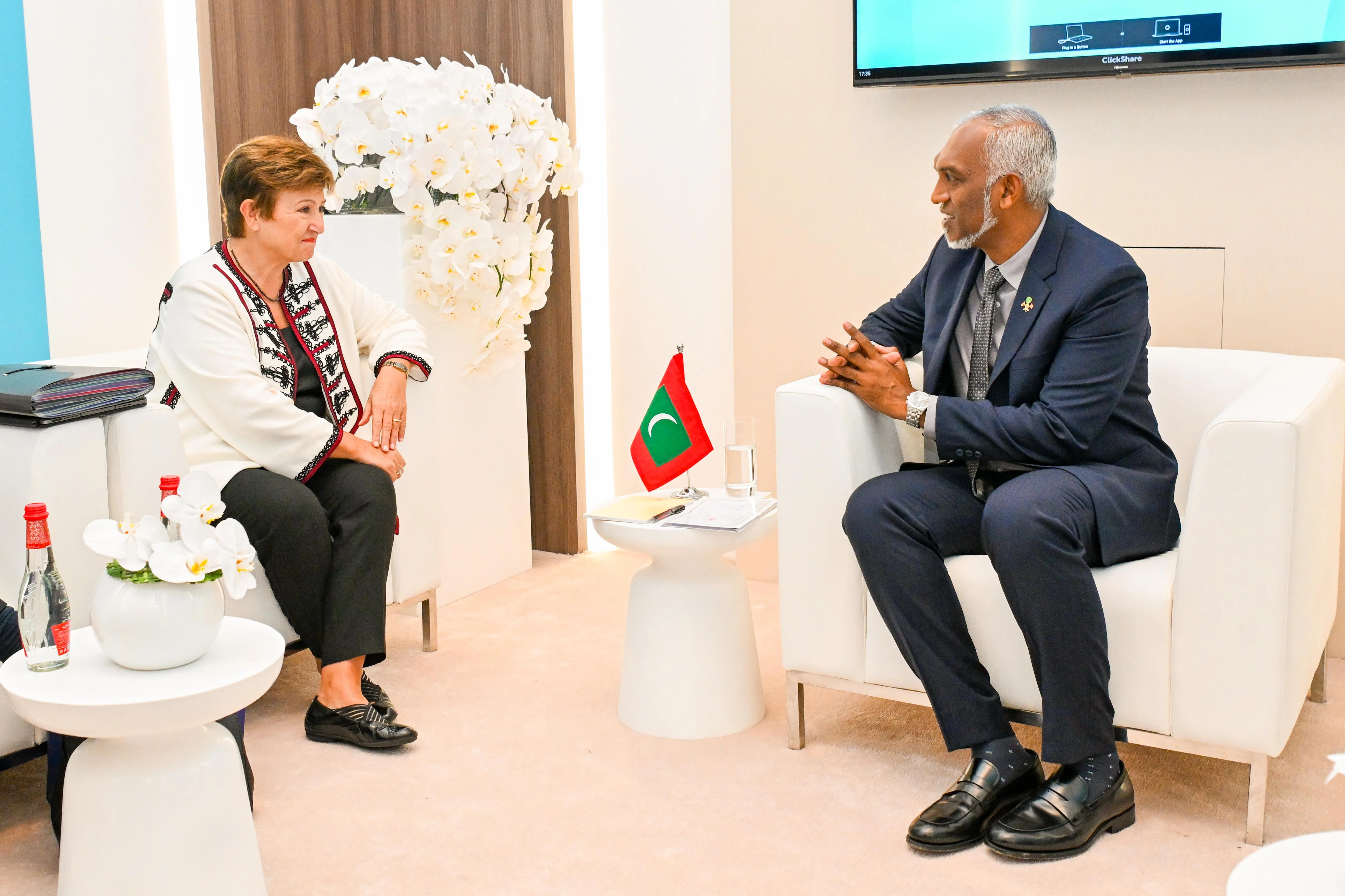 މާލީ ނިޒާމާއި ބެހޭގޮތުން ކުރަމުންދަނީ އަސާސެއް ނެތް ތުހުމަތުތަކެއް؛ ބޭނުމަކީ މާލީ ނިޒާމާމެދު އިތުބާރު ގެއްލުވާލުން