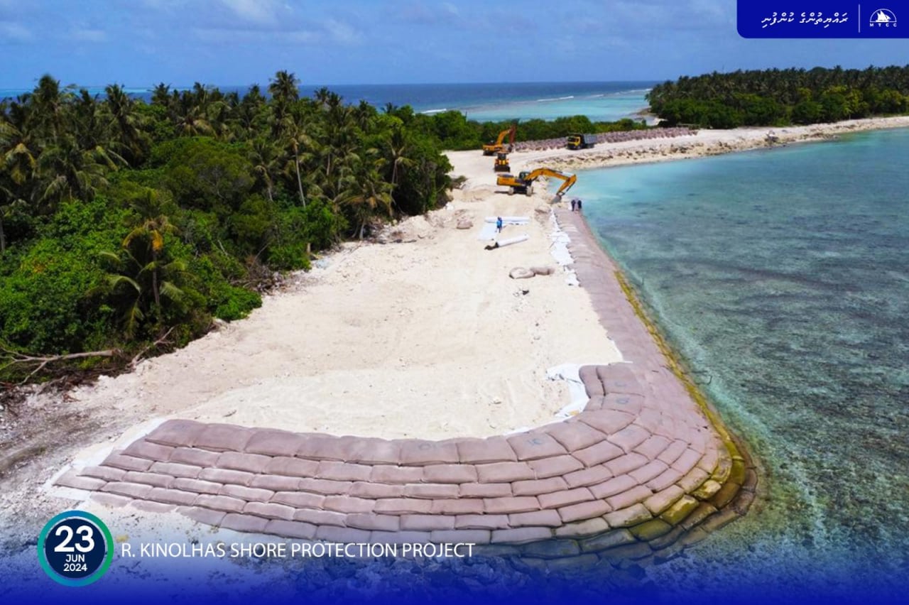 ކިނޮޅަސް ގޮނޑުދޮށް ހިމާޔަތް ކުރުމާއި ދިއްދޫ ބަނދަރު ތަރައްޤީ ކުރުން ބާރަށް ކުރިއަށް!