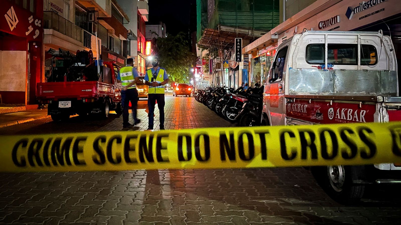 މާލޭގައި ބިދޭސީންތަކެއް މާރާމާރީ ހިންގައިފި