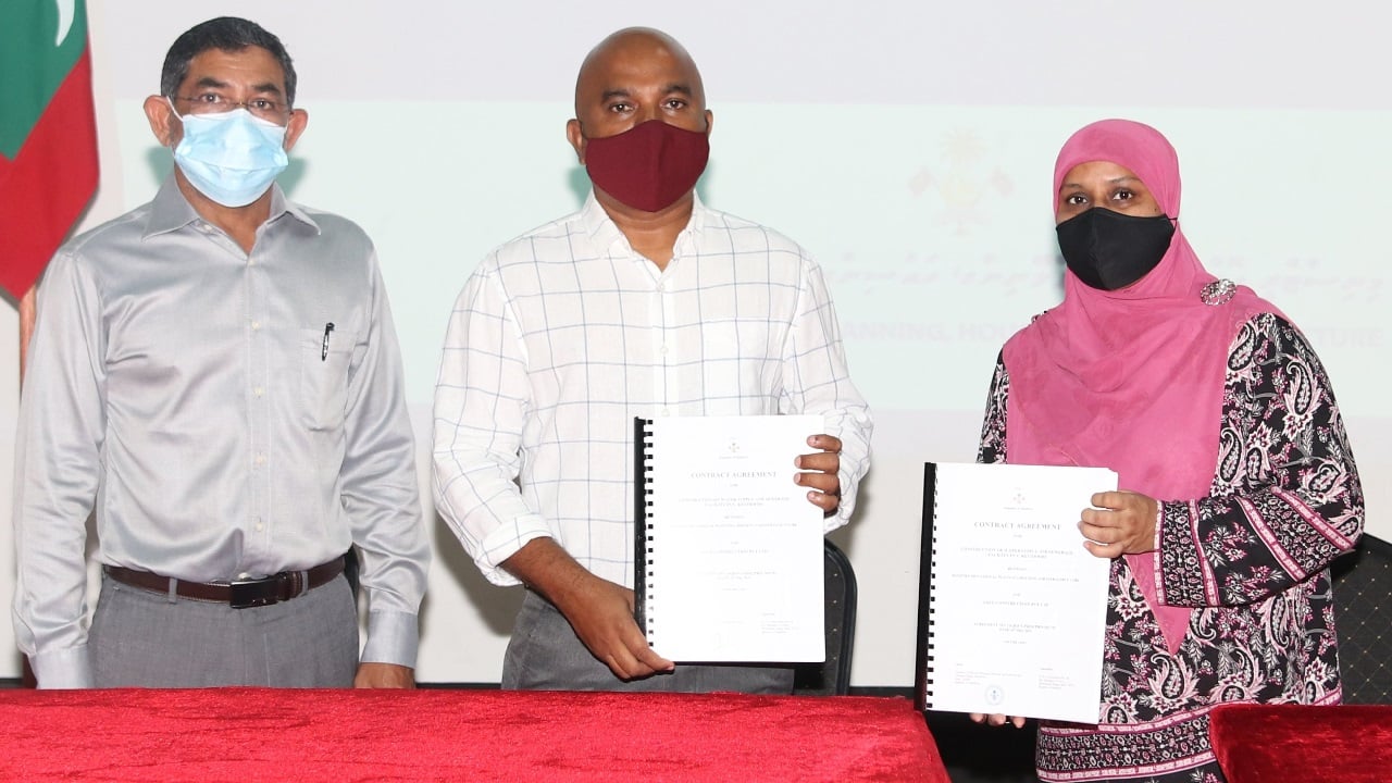 ހަތް ރަށެއްގައި ފެނާއި ނަރުދަމާ އެޅުމުގެ މަސައްކަތް ހަވާލު ކޮށްފި