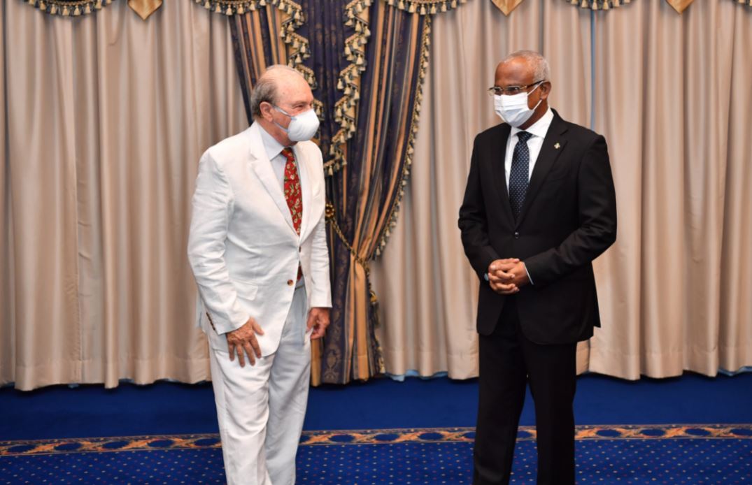 ރައީސްގެ ޝުކުރު ފަތުރުވެރިކަން ފަށައިގަންނަން އެހީތެރިވި ކޯބިންއަށް