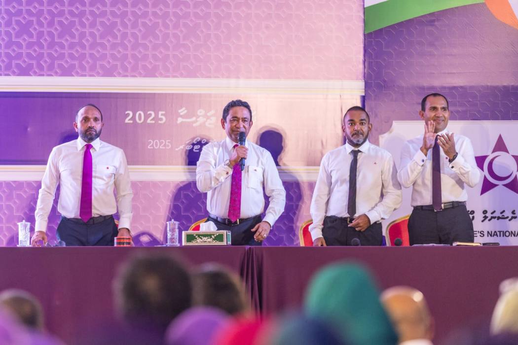 އިޤްތިސޯދު އިތުރަށް ގޯސްވީ ރައީސް މުއިއްޒުގެ ދޯހަޅި ސިޔާސަތުގެ ސަަބަބުން: މަލީޙް