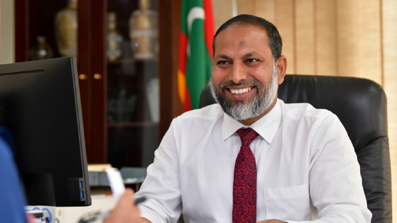 އިމްރާން ވިދާޅުވީ ލޯންޗްގެ ބުރަފަތި ރަނގަޅުތޯ ބަލަންވާނީ ޔާމީންގެ ވަކީލުން ކަމަށް