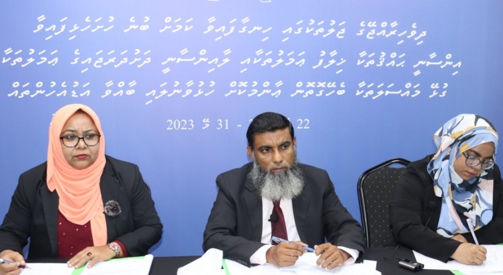 އިންތިޤާލީ އިންސާފުގެ އޮފީހުގެ، ލިޔެކިޔުންތައް ހަވާލުކުރަން އަންގައިފި