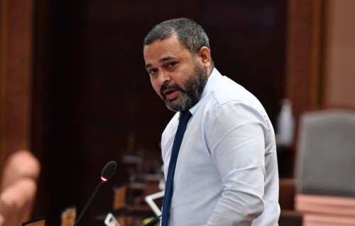 ނައިފަރު ދާއިރާގެ މެމްބަރު ޝިޔާމް ކޮވިޑަށް ޕޮޒިޓިވް ވެއްޖެ