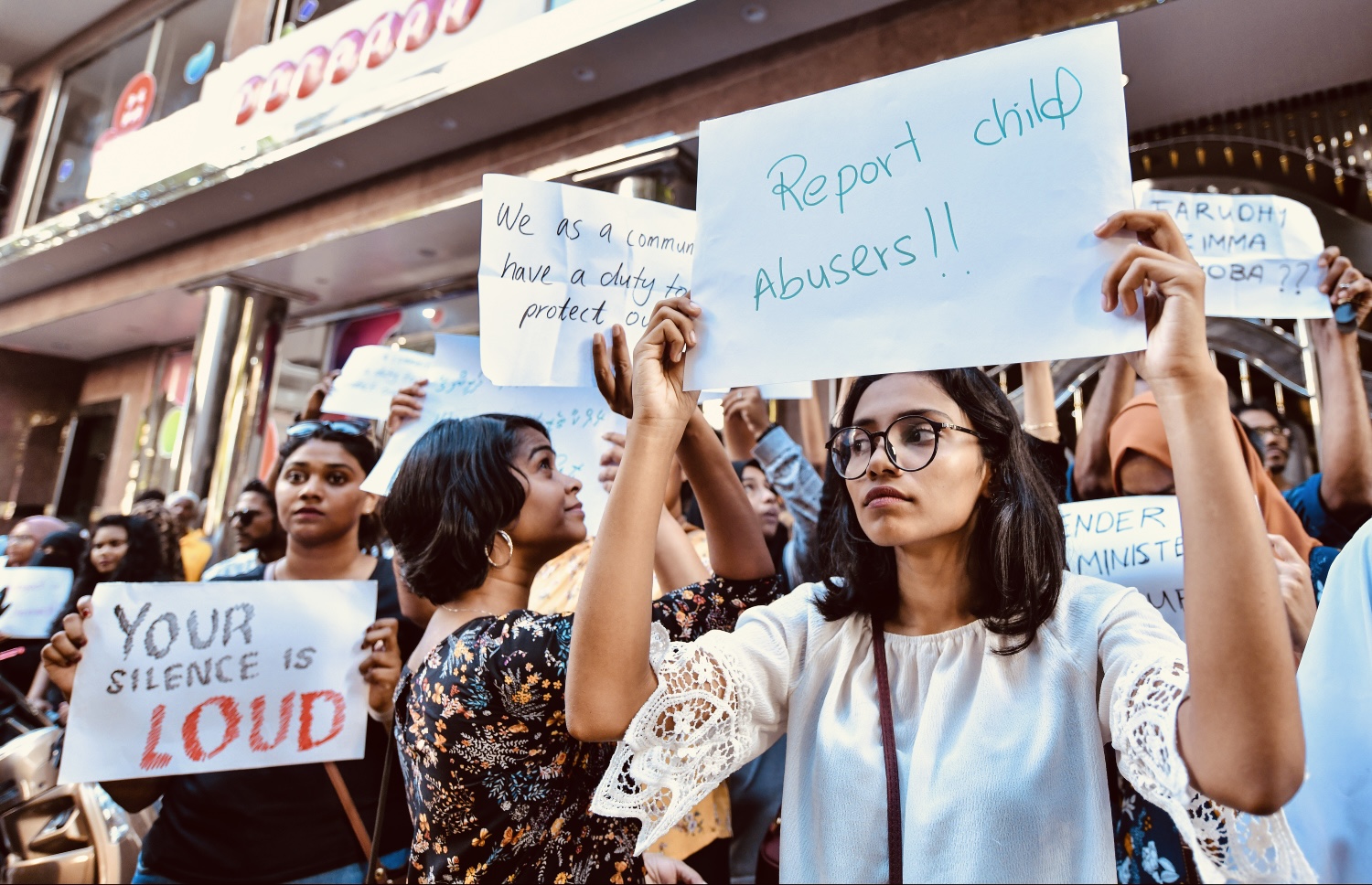 އޮކްޓޫބަރު މަހު ޖެންޑަރ މިނިސްޓްރީއަށް 222 މައްސަލަ؛ ކުޑަކުދިންނަށް އަނިޔާކޮށްގެން 95 މައްސަލަ