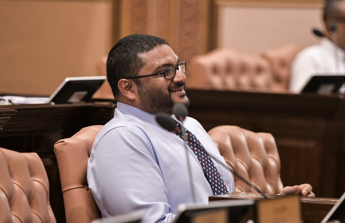 ރައީސް ޔާމީން ބަޔާން އިއްވެވިއިރު އެމްޑީޕީން ކަންކުރިގޮތަށް ނުކުރީ އިހުތިރާމްކުރާތީ: ޣައްސާން