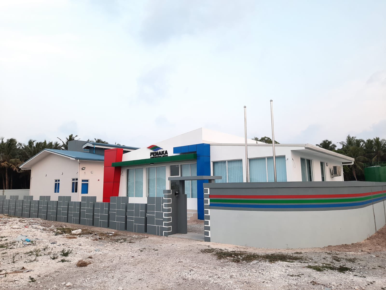 ޝިއްޕެ ރިޔާޒަށް; ދެ ލޯ ހުޅުވުމުން ފޯކައިދޫ އައު އިންޖީނުގެ ފެންނާނެ