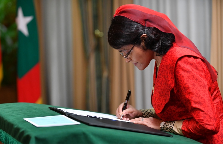 ފަތުރުވެރިކަމުގެ ދާއިރާގައި ދިވެހި ފަންނާނުންނަށް ފުރުސަތުތައް ފަހިވާންޖެހޭ: ޔުމްނާ