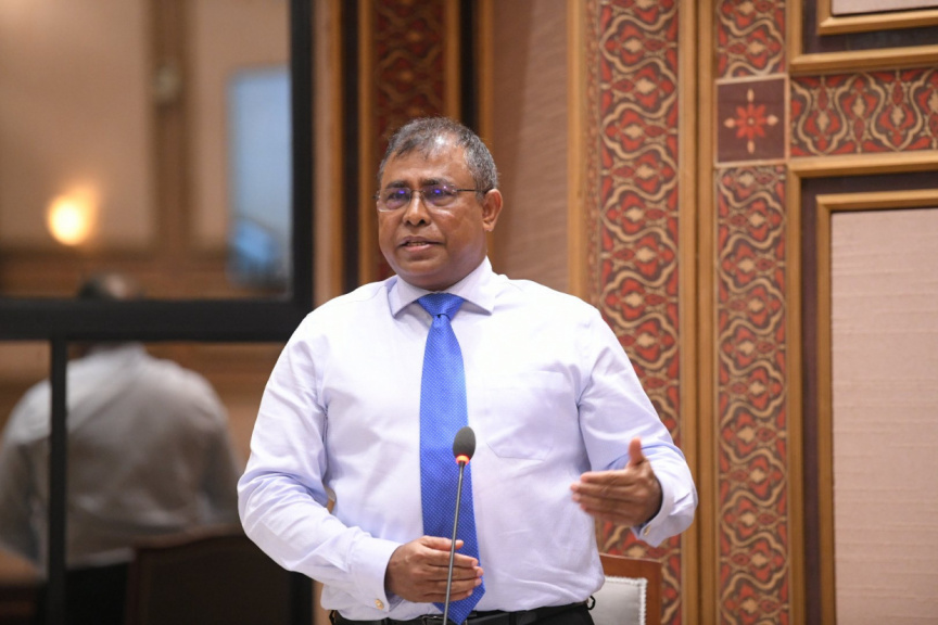 އަގުހެޔޮ ފްލައިޓްތަކުގެ ސަބަބުން ޓިކެޓް އަގުބޮޑުވުމުގެ މައްސަލައަށް ހައްލެއް ލިބޭނެ: މައުސޫމް