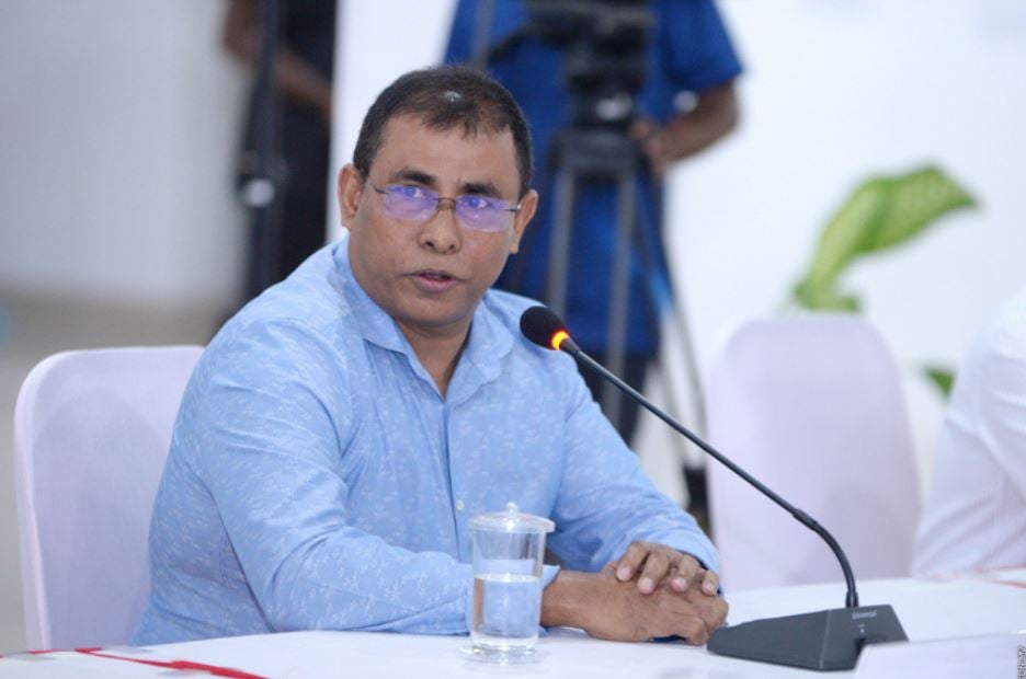އައްޑޫގައި ތިބީ ފަތުރުވެރިކަމުގެ ޗެމްޕިއަނުން; އެސިޓީ މުއްސަނދިކޮށްލާނެ - މިނިސްޓަރ