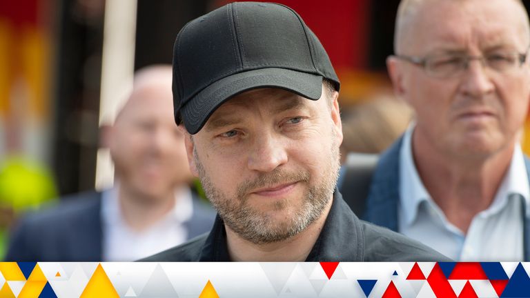 ހެލިކޮޕްޓަރެއް ވެއްޓުމުގެ ހާދިސާގައި ޔޫކްރޭންގެ ދާޚިލީ ވަޒީރު އަވަހާރަވެއްޖެ