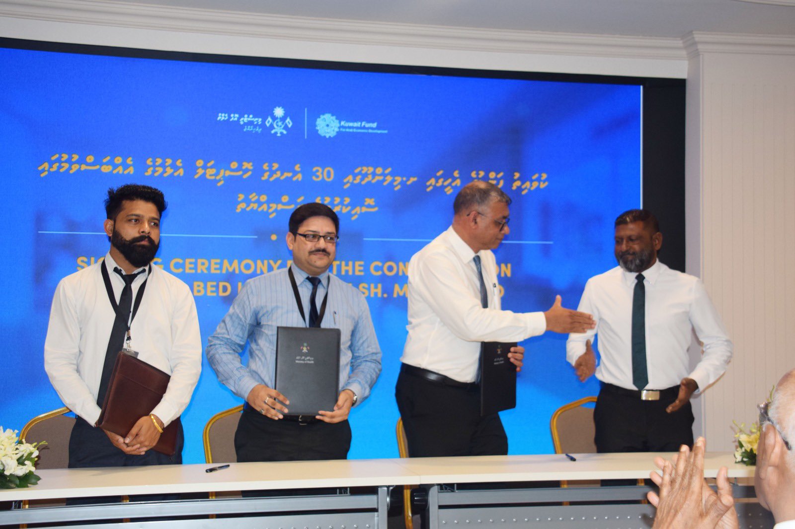 7 ރަށެއްގައި ތަރައްޤީކުރާ ހޮސްޕިޓަލުތަކުގެ މަސައްކަތް ހަވާލުކޮށްފި