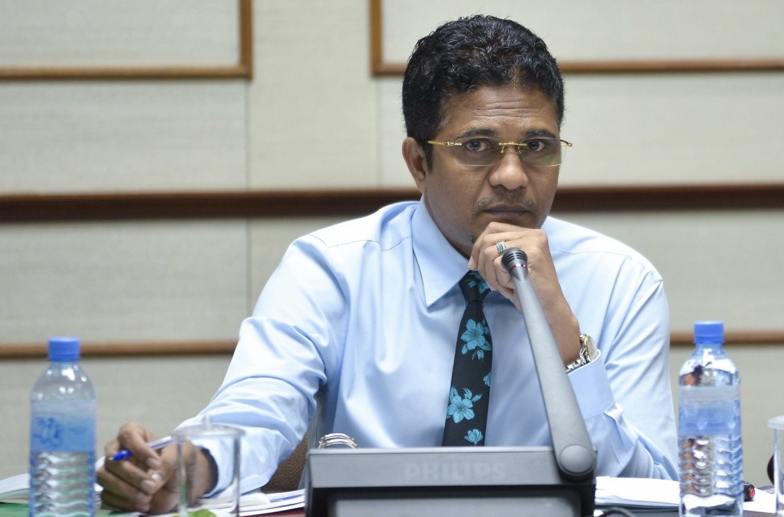 ނިހާންގެ ޝަރީޢަތް: ތަހުގީގު ލޮގްތައް ނިހާނަށް ދޫކުރުމަށް އަންގައިފި