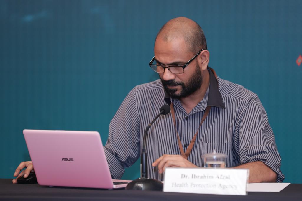 ކޯވިޑް-19: ކޮންމެ ގެޔަކުން ވިޔަފާރިކުރަން ބޭރަށް ދާން ހާއްސަ މީހަކު ކަނޑައަޅާ - ޑރ އަފްޒަލް