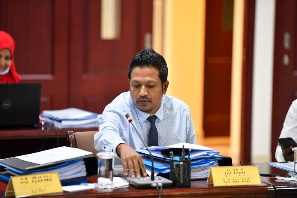 ވެންޓިލޭޓަރު މައްސަލައަކީ ސަރުކާރަކުން ހިންގި ޚިޔާނާތެއްގެ ފުރިހަމަ މިސާލެއް: އިންތި