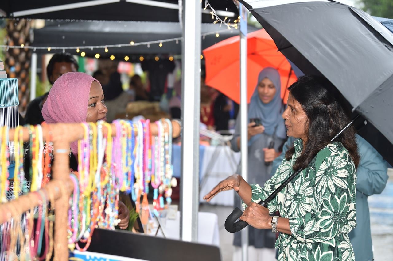 ކުދި ވިޔަފާރިތައް ކުރިއެރުވުމުގެ ވައުދު ފުއްދުމަށް "ވުނަދާނަ ފެސްޓިވަލް"