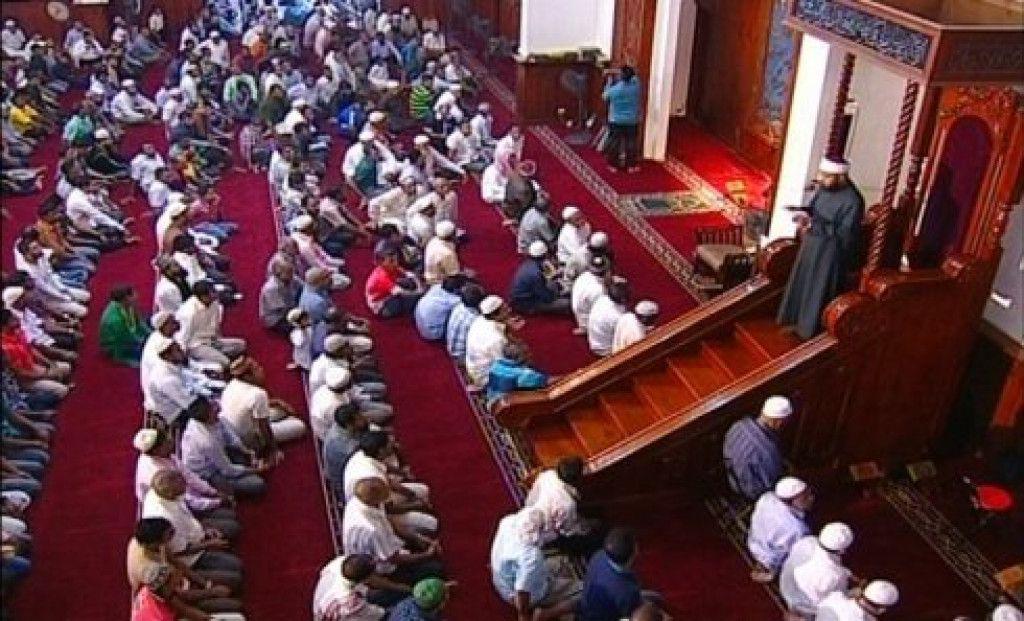 މީސްމީހުން ކާފަރުކޮށް ހެދުމަކީ ޢަޤީދާގައި އުފެދޭ ބަލިމަޑު ކަމެކެވެ.