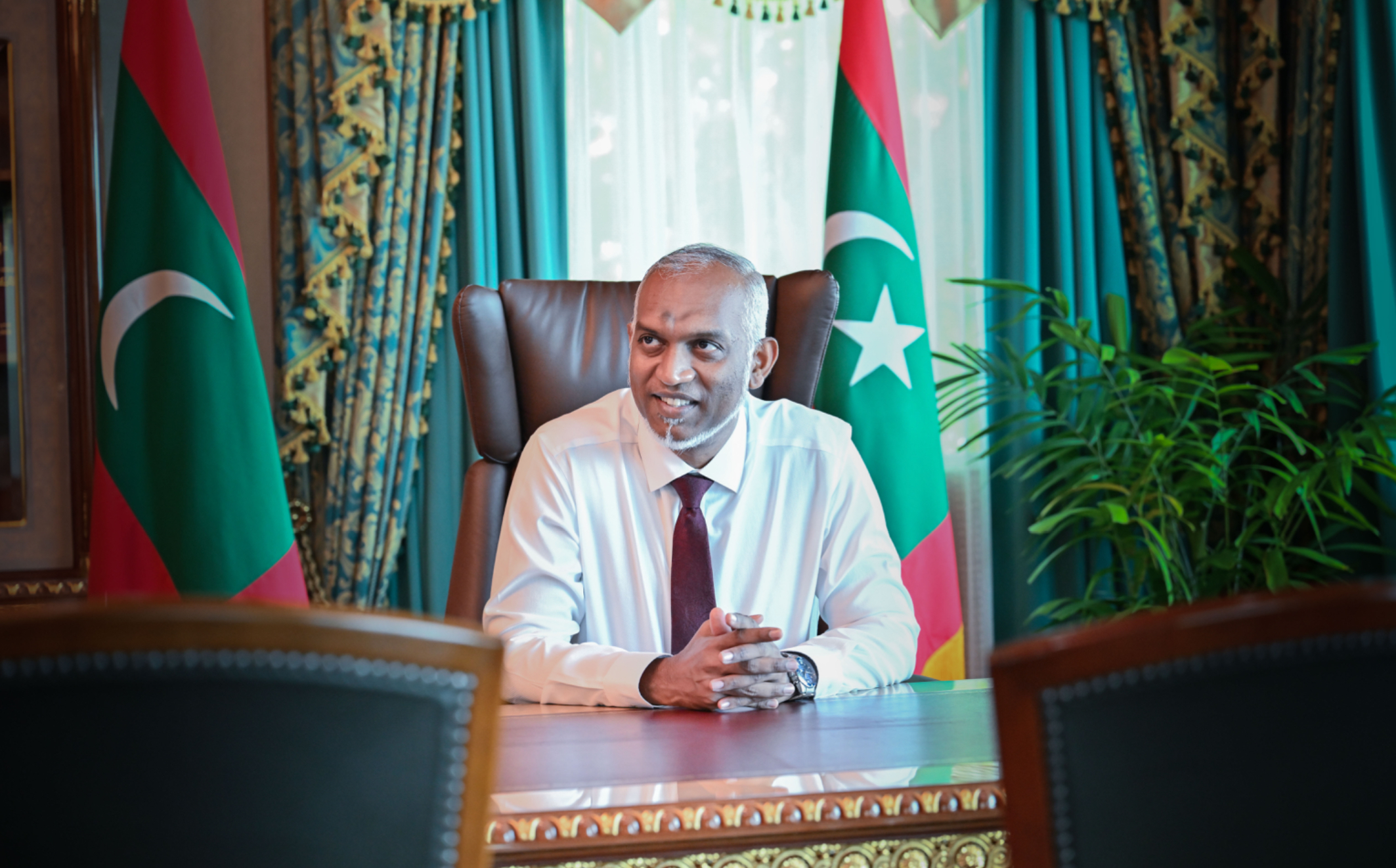 ވިޔަފާރިވެރިން ރައްޔިތުންނަށް ނިކަމެތިކަންދޭތީ، ސަރުކާރުން އައިނު ވިޔަފާރިއަށް ވަންނަނީ