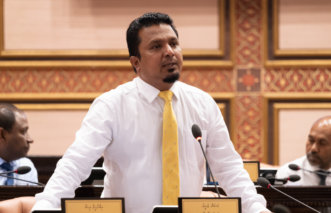 މެމްބަރު ޙަސަން ޒަރީރަށް ހަމަލާދިން މައްސަލައިގައި ދަޢުވާކުރަން ފޮނުވައިފި