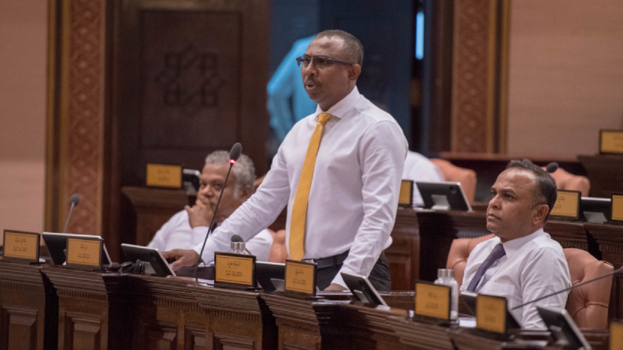 ޓެކްސް މައްސަލާގައި ތްރީލައިން ވިޕެއްނެރުމުން އާޒިމަށް ކަމަކު ނުދިޔަ