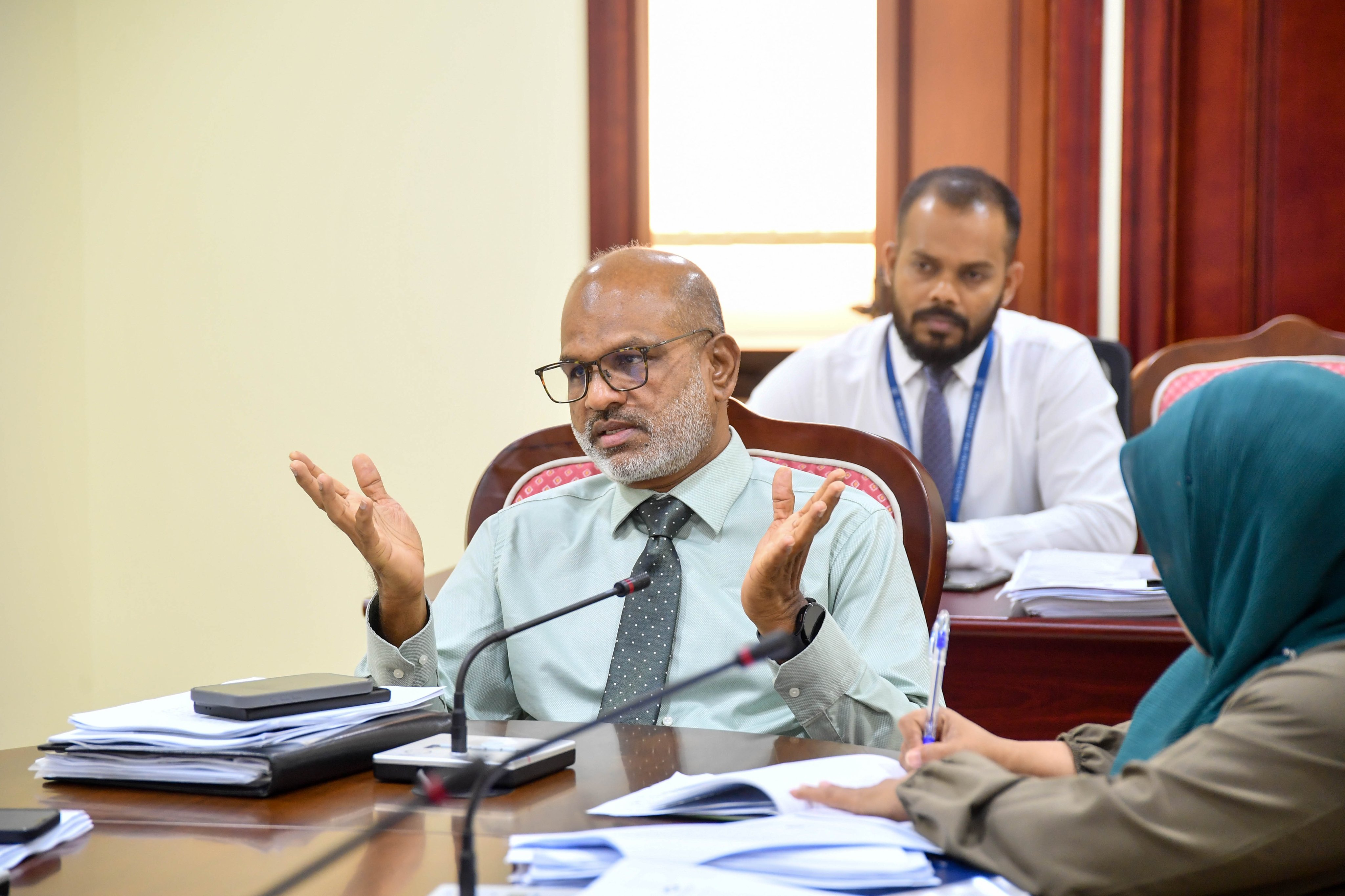 އެމްޑީޕީ ސަރުކާރުން ވަނީ ދަޢުލަތަށް ލިބެންޖެހޭ އެތައް ބިލިއަން ރުފިޔާއެއް މައާފުކޮށްދީފައި: ނާޒިމް