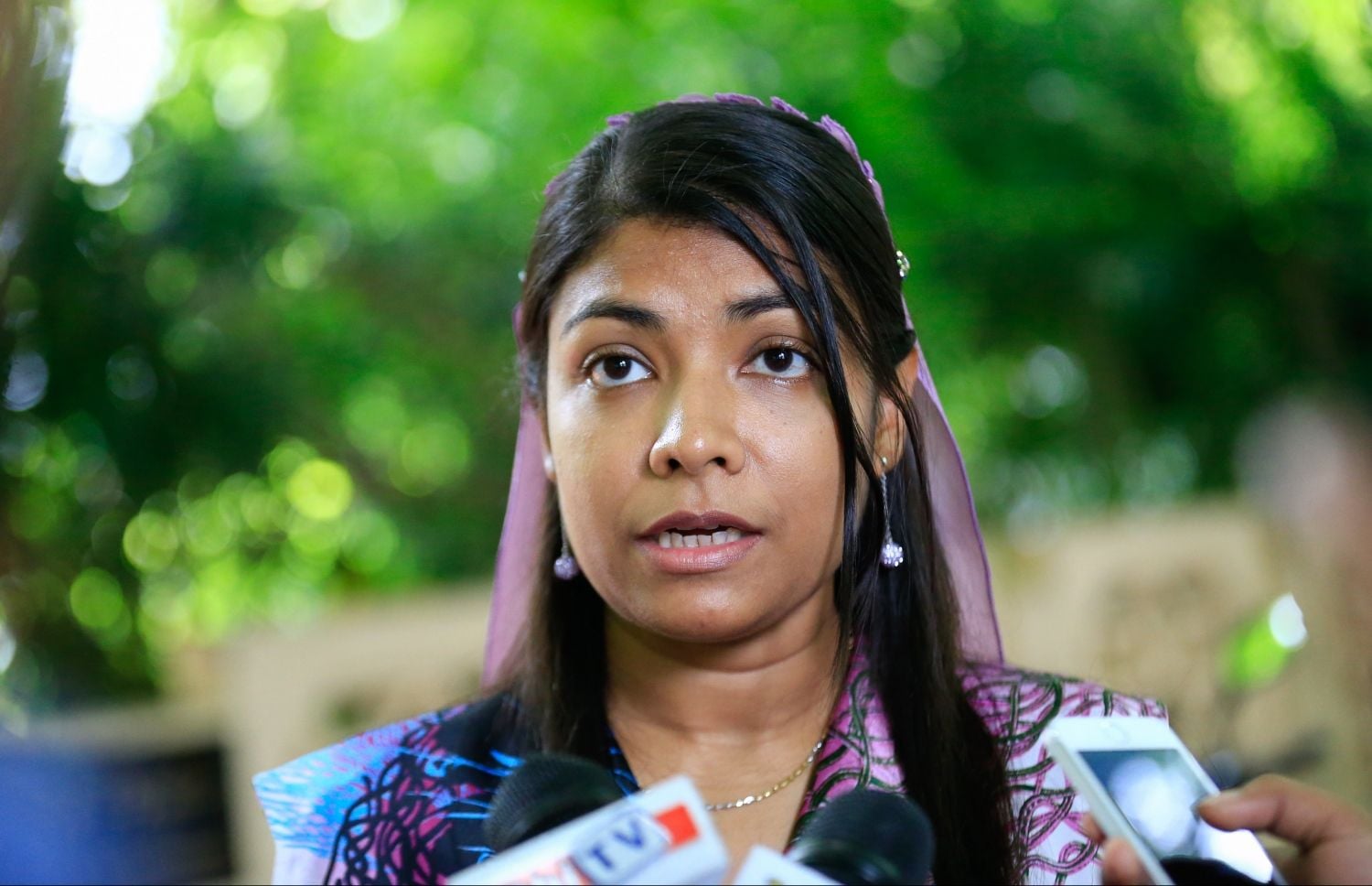 ރޮޒެއިނާ ދުންޔާއަށް؛ ދިވެހިރާއްޖޭގެ އަގު ވެއްޓިގެންދިޔައީ ދުންޔާއާހެދި