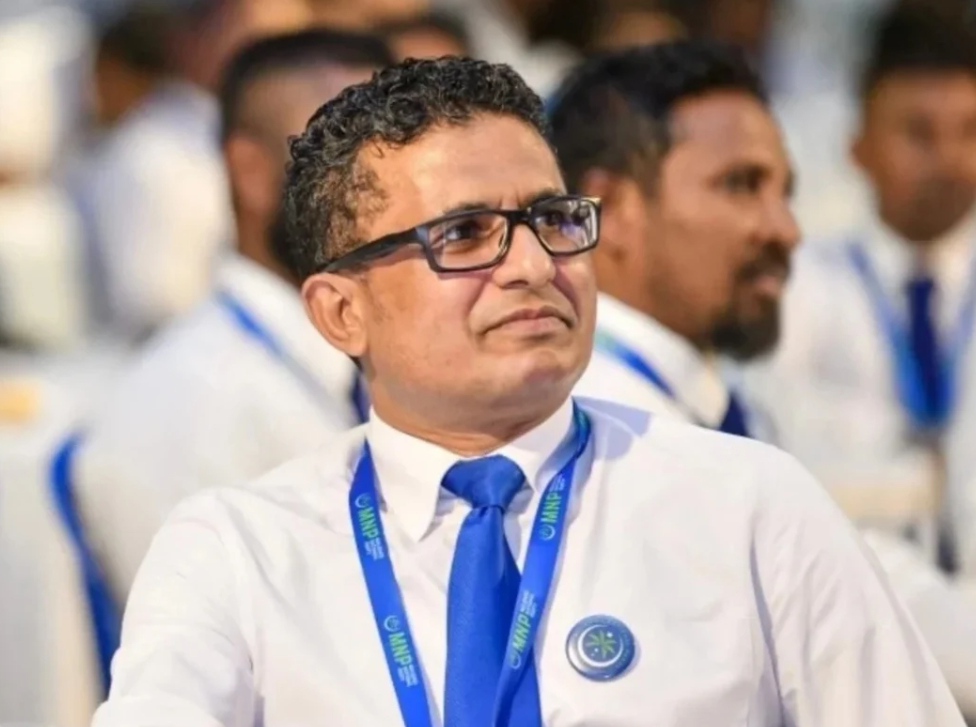 ވައުދުތަކަކީ ރައްޔިތުން ދަރުވާލައިގެން ފުއްދަންޖެހޭ އެއްޗެއްނޫން: ޝަރީފް