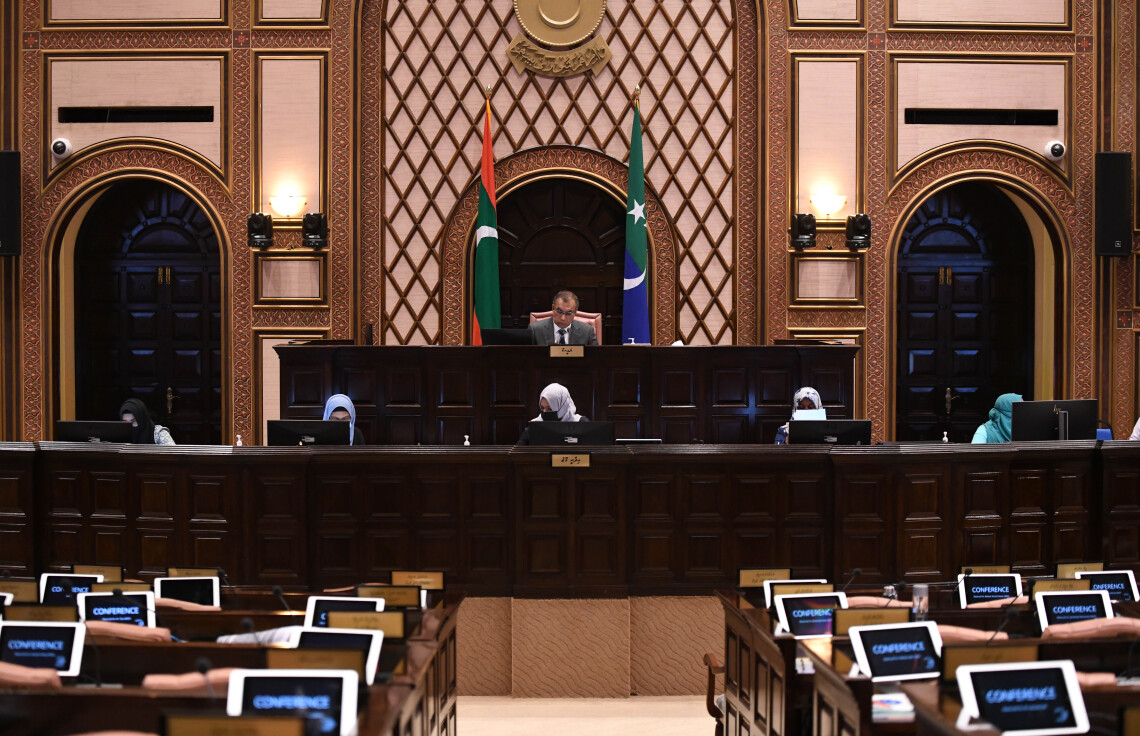 އުއްތަމަފަނޑިޔާރާއި މަޖިލީހުގެ ރައީސް، ދިރިއުޅުއްވަން ތަނެއް ހަމަޖެއްސުމަށް ފާސްކޮށްފި