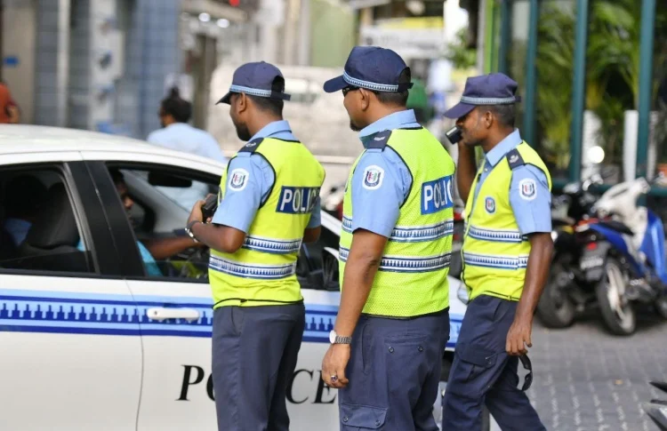 ފުލުހުންގެ ބެލުމުގެ ދަށުގައި ހުރި މަސްތުވާތަކެތި ވަގަށް ނެގި މައްސަލަ ބަލަނީ