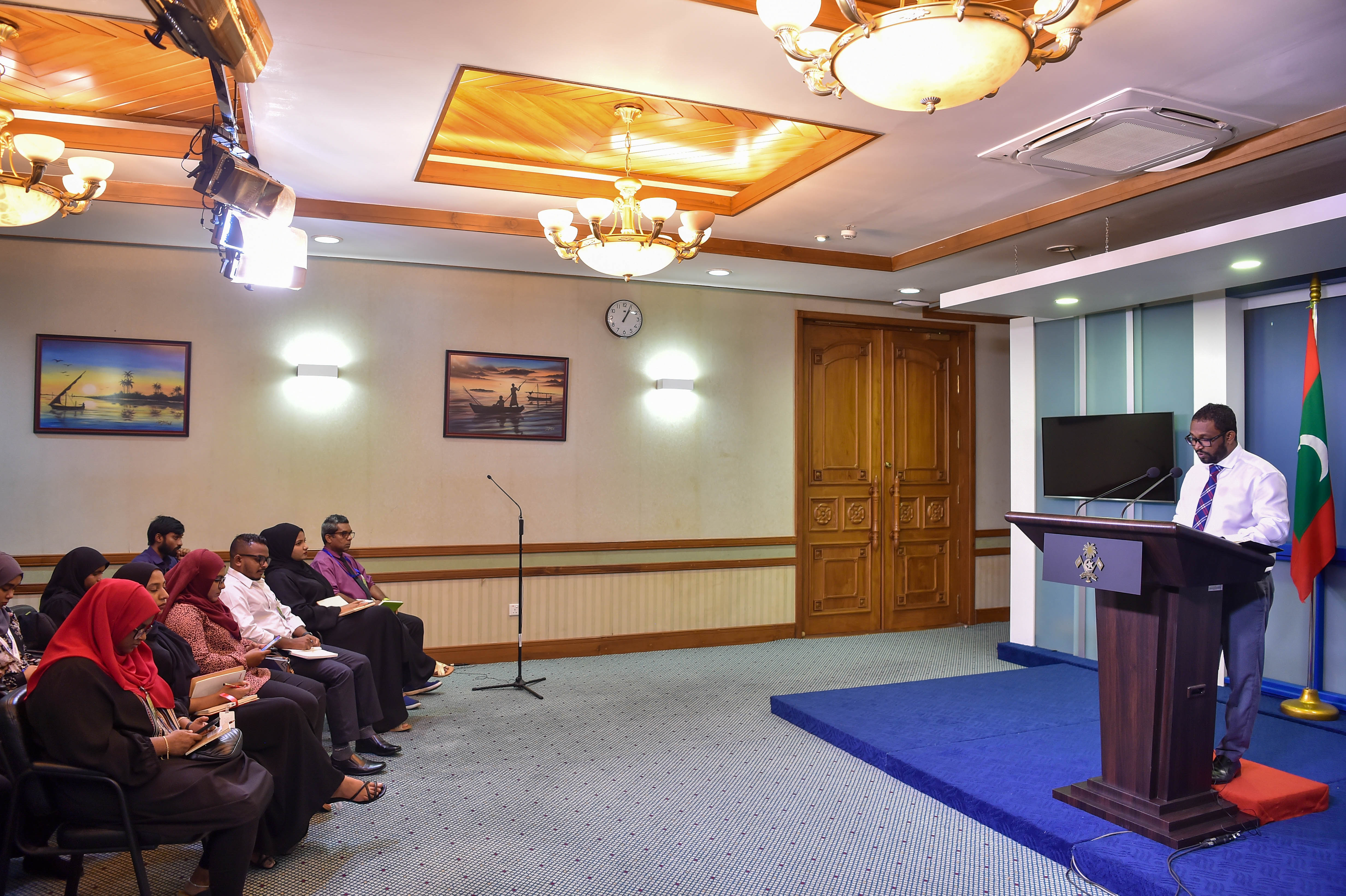 މީޑިއާގެ ކަންބޮޑުވުމަށް ހައްލު ގެނައުމުގެ ނިޔަތް ސަރުކާރުގައި އޮތްކަމާމެދު ޝައްކު: އެމްޖޭއޭ