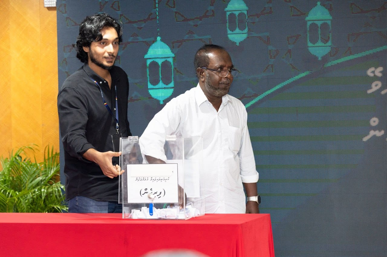 ސްޓެލްކޯގެ ފަރާތުން ހައްޖާއި އުމްރާއަށް ފޮނުވާ މުވައްޒަފުން ހޮވައިފި