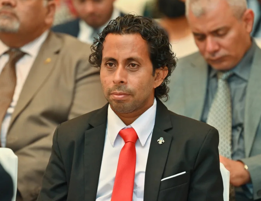 އަލީ ސާލިހު ޓްރާންސްޕޯޓަށް ބަދަލުކޮށްފި