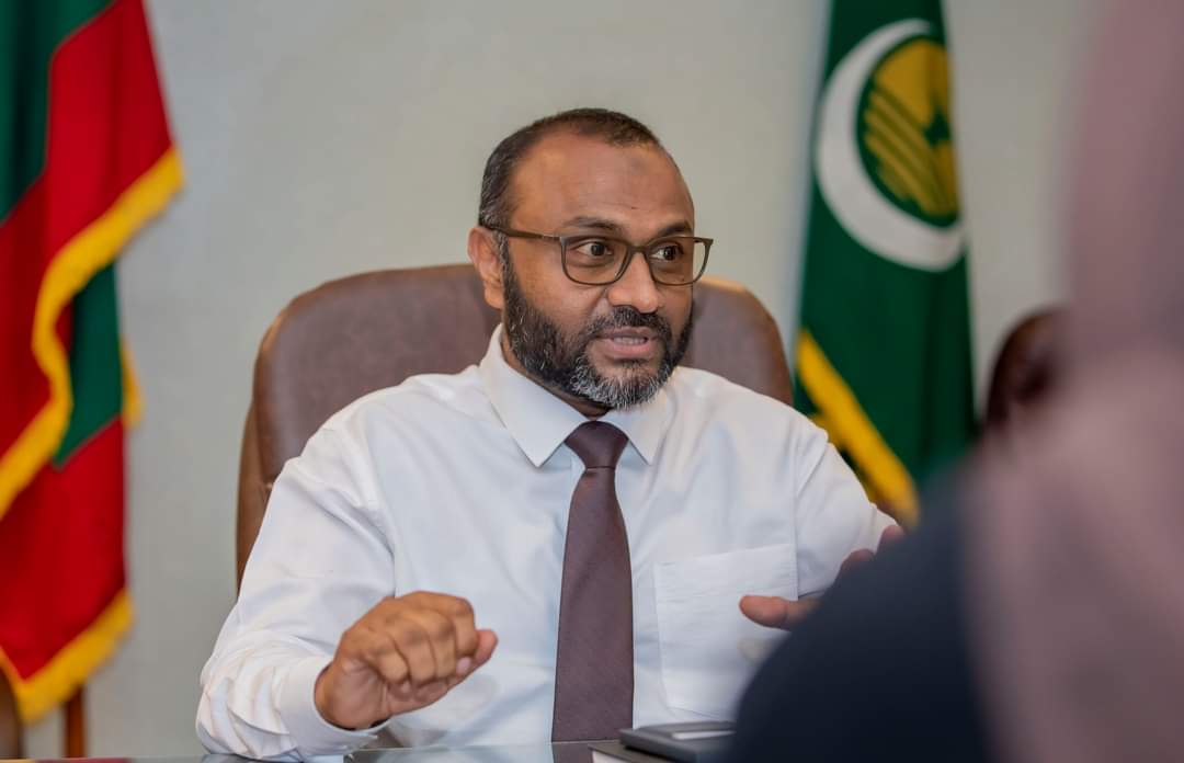 ހުއްދަ ނެތި އުމްރާ އަށް ގެންދަން ދެކުންފުންޏަކުން ފައިސާ ނަގާ މައްސަލައެއް ފެންމަތިވެއްޖެ