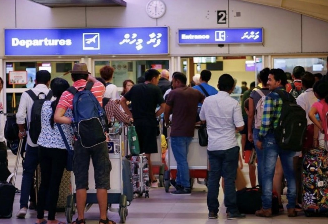 ނިންމުން ބަދަލުކޮށް ބަންގްލަދޭޝުން އޮންއެރައިވަލް ވިސާ ދެނީ