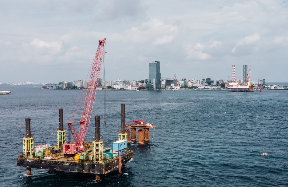 ތިލަމާލޭ ބްރިޖް މަޝްރޫޢު ލަސްވާ ސަބަބު ބަލައި، އެކަން ހައްލުކުރާނަން: ޑރ. މުޢިއްޒު