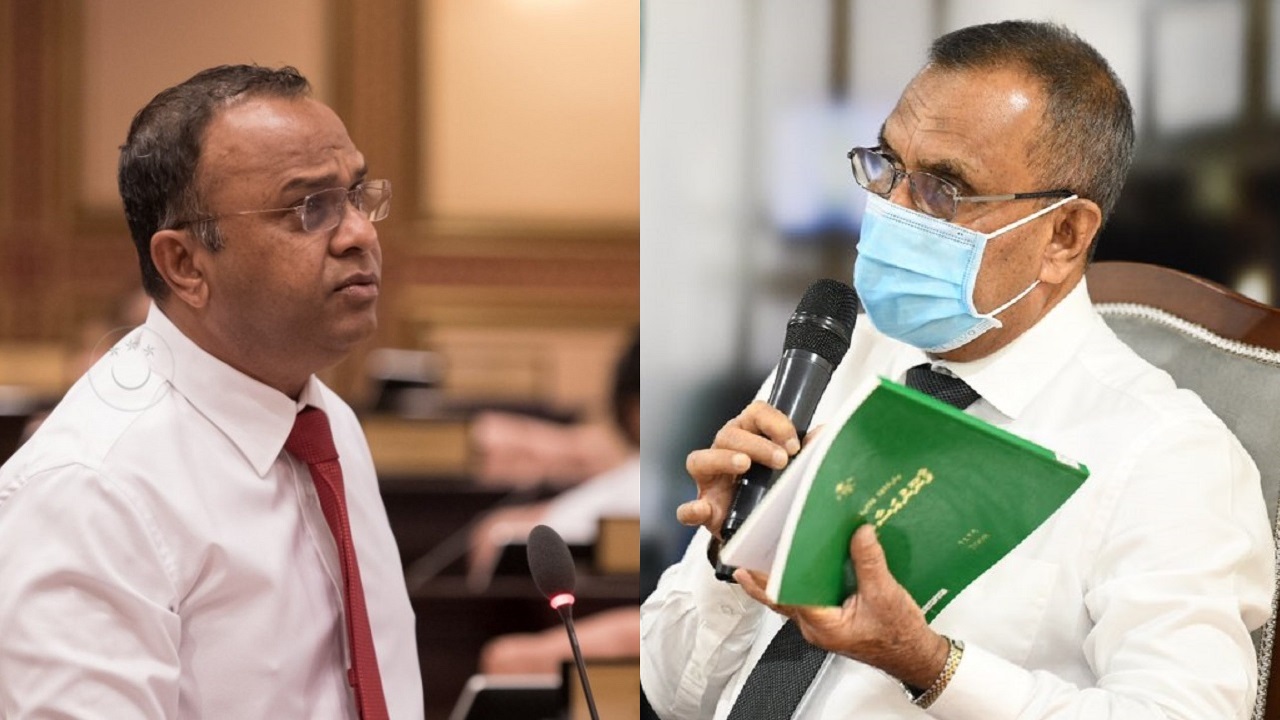 އަނދުން ހުސައިން އަފީފަށް; ތިހުރީ އަމިއްލައަށް އޮޅިފައި