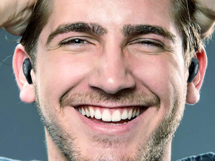 ހެޑް ސެޓާއި އިއާ ބަޑްސްއިން އަޑު އިވުމަށް ނޭދެވޭ އަސަރު ކުރޭ!