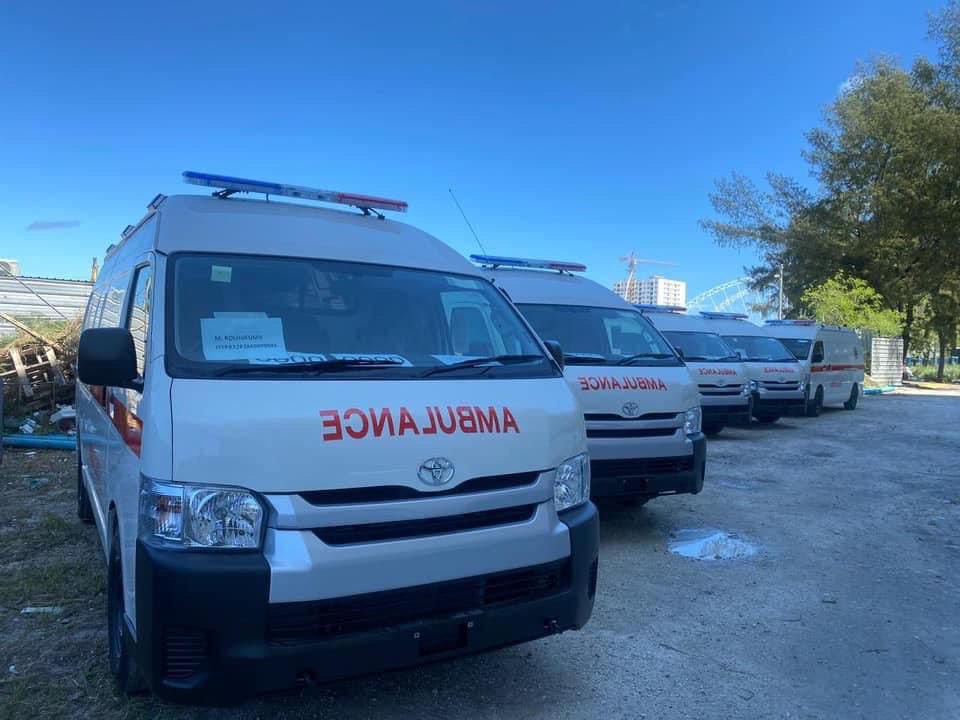 އަލަށް ގެނައި އެމްބިއުލާންސްތައް ރަށްރަށަށް ފޮނުވަން ފަށައިފި