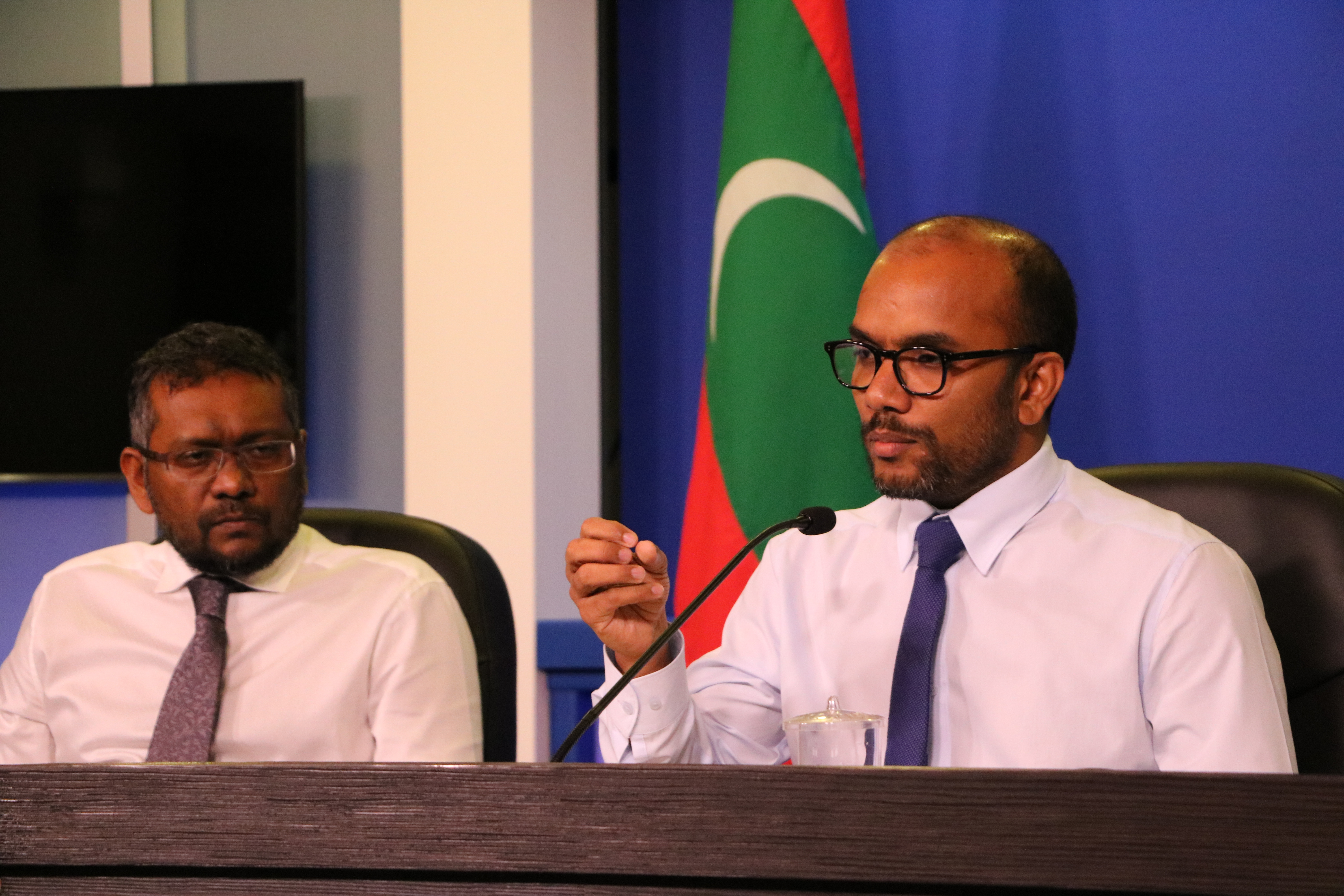 އިޤްތިޞާދީ ކުރިއެރުން ދަށްވާނެކަމަށް ވޯލްޑް ބެންކުން ބުނާ ސަބަބު ފިނޭންސް މިނިސްޓަރ ސާފުކޮށްދެއްވައިފި