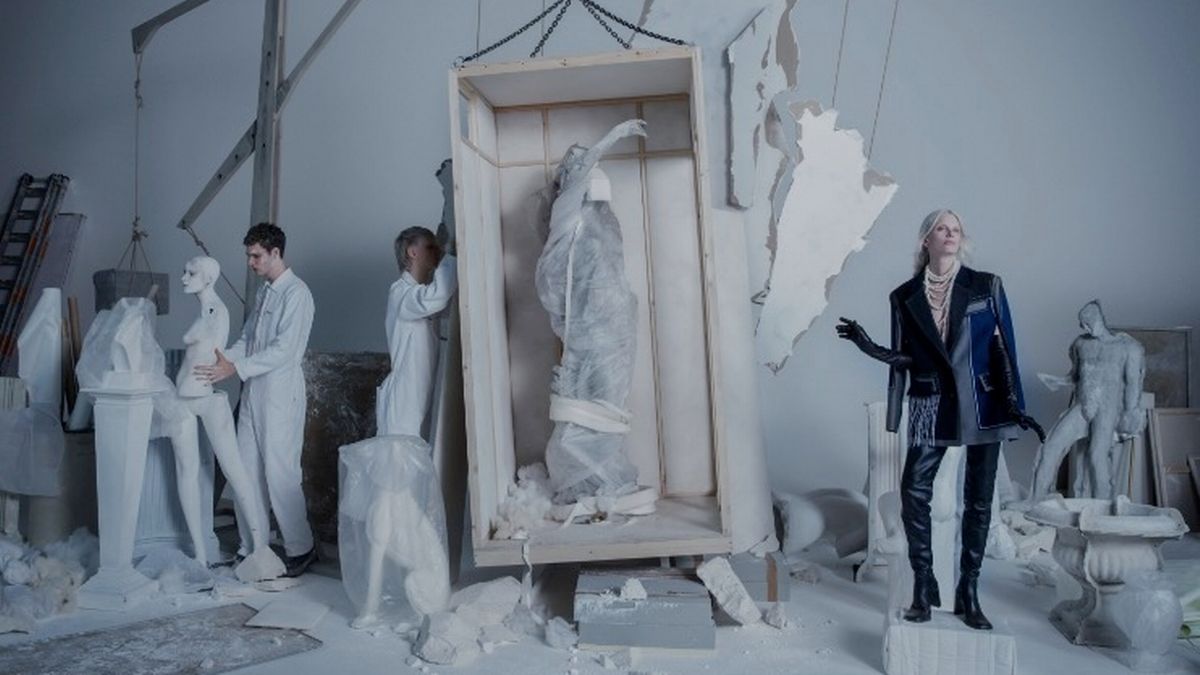 ޒާރާ ބްރޭންޑުން މުސްލިމުންނަށް މަލާމާތްކުރާ ޒާތުގެ އިޝްތިހާރެއް އުފެއްދުމުން ހޫނު ފެނަށް