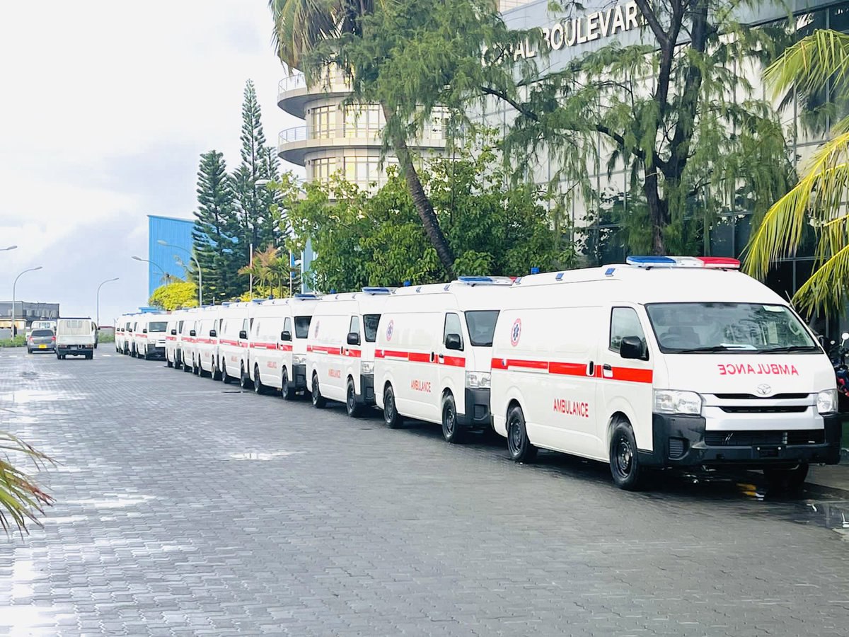 ގައުމީ އެމްބިއުލާންސްގެ ޚިދުމަތް މާލޭގައި ފަށައިފި، ޚިދުމަތް ހޯދަން ގުޅާނީ 100 އަށް