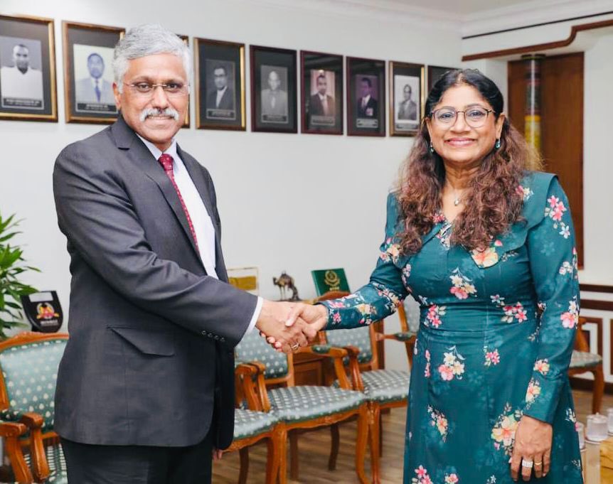 މިނިސްޓަރ މާރިޔާ އިންޑިޔާގެ ޑިފެންސް ސެކްރެޓަރީއާ ބައްދަލުކުރައްވައިފި