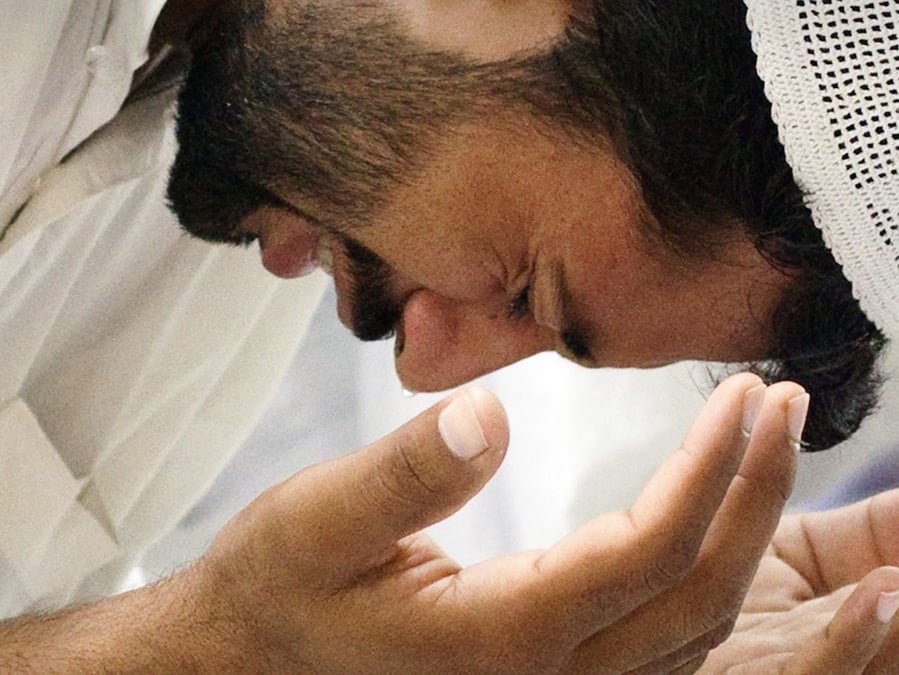 އެދޭމީހުންނަށް ދެއްވާނެ