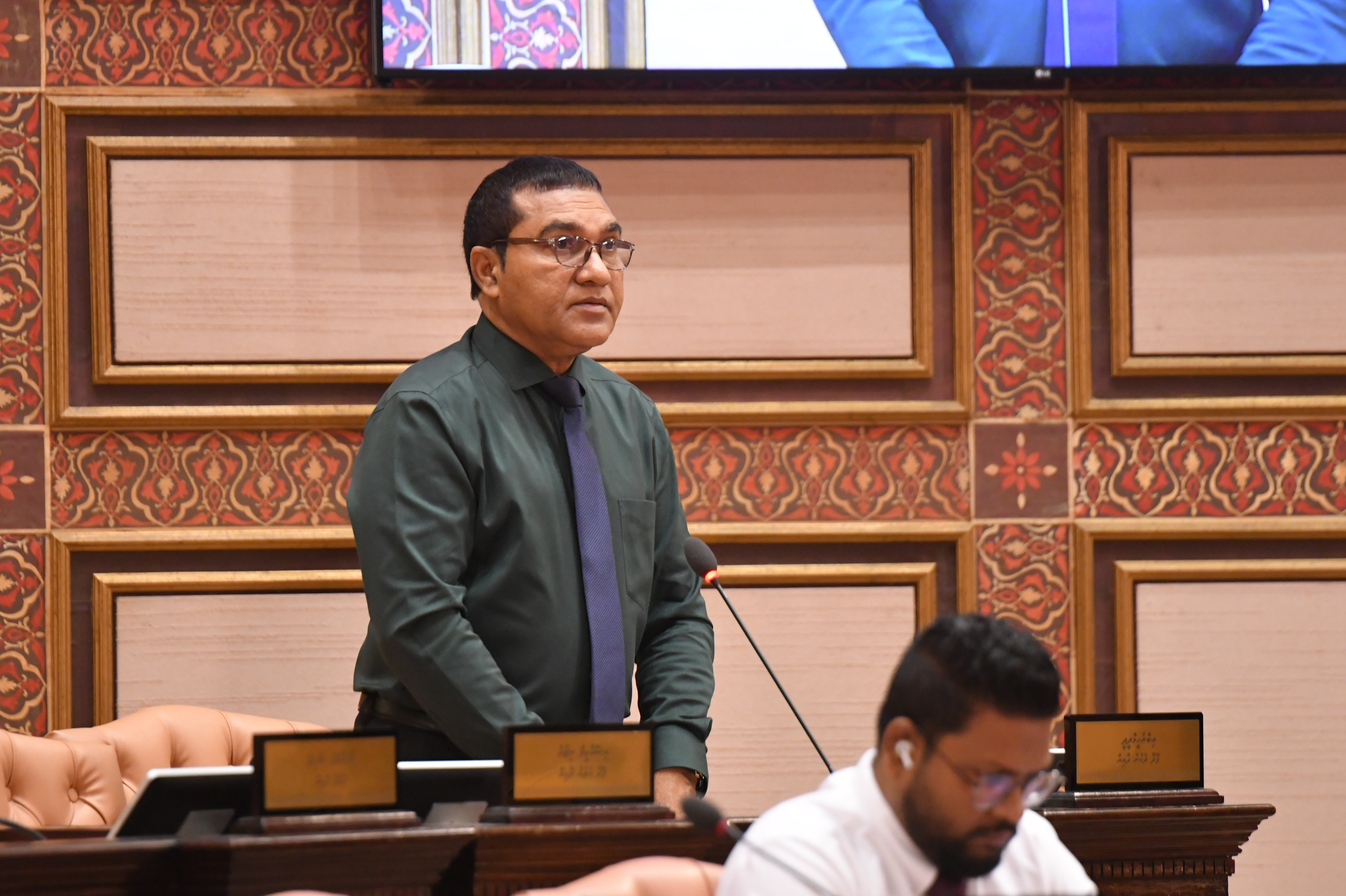 ޝަރުޢީ ދާއިރާއަށް އަތްބާނާކަށް ނޫޅޭ؛ ސުޕްރީމް ކޯޓުގެ ފަނޑިޔާރުން މަދުކުރަނީ ޤާނޫނުއަސާސީގެ ރޫޙާ އެއްގޮތަށް: ދީދީ