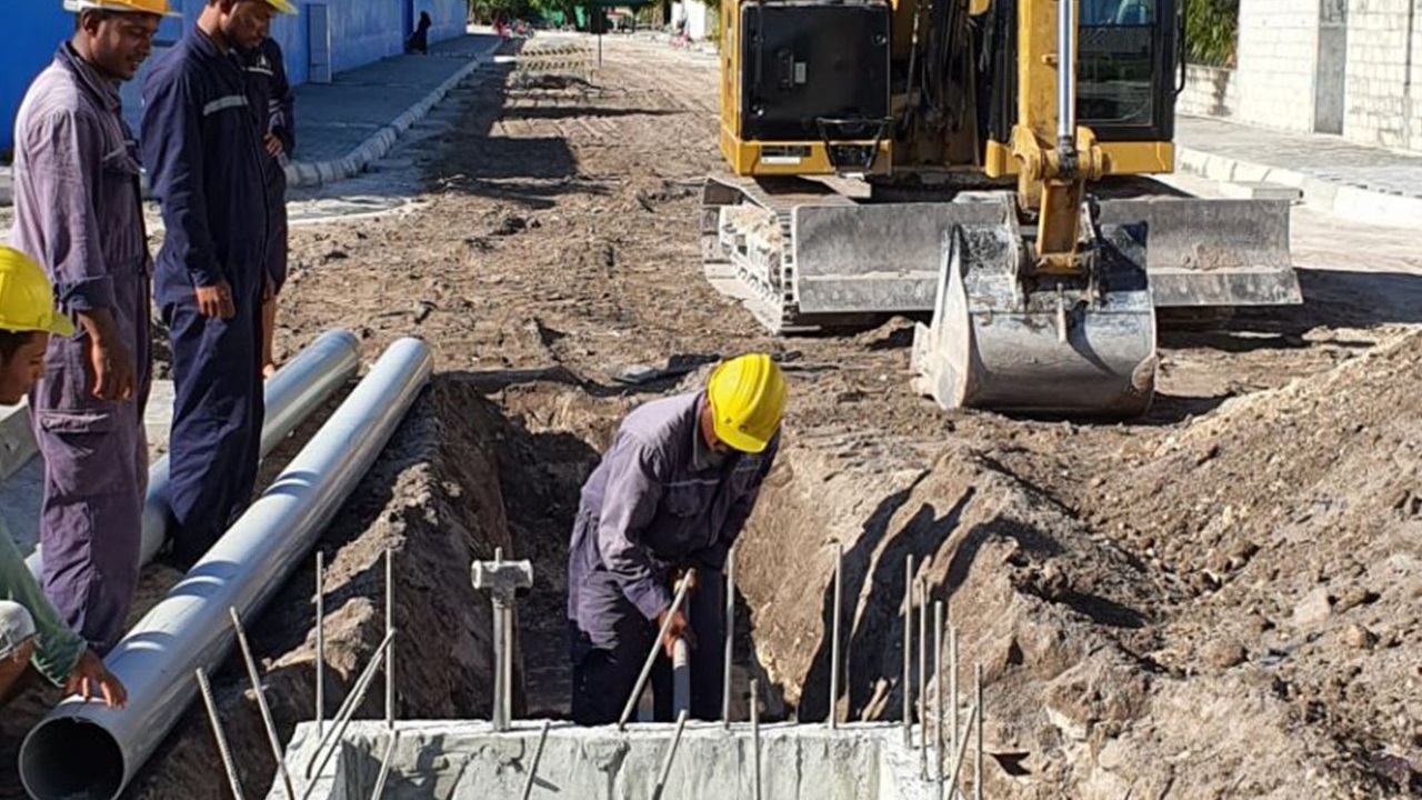 ހަނިމާދޫ މަގުތައް ހެދުން ބާރަށް ކުރިޔަށް