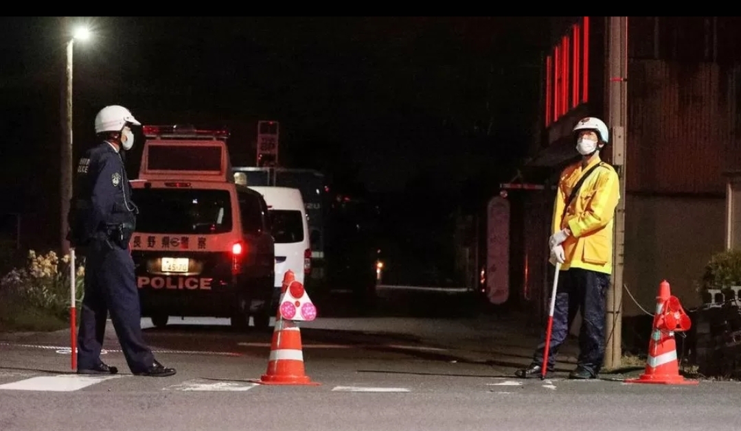 ޖަޕާނުގައި ތޫނު އެއްޗަކުންނާއި ބަޑިން ހަމަލާދީ 4 މީހުން މަރާލި މީހަކު ހައްޔަރުކޮށްފި