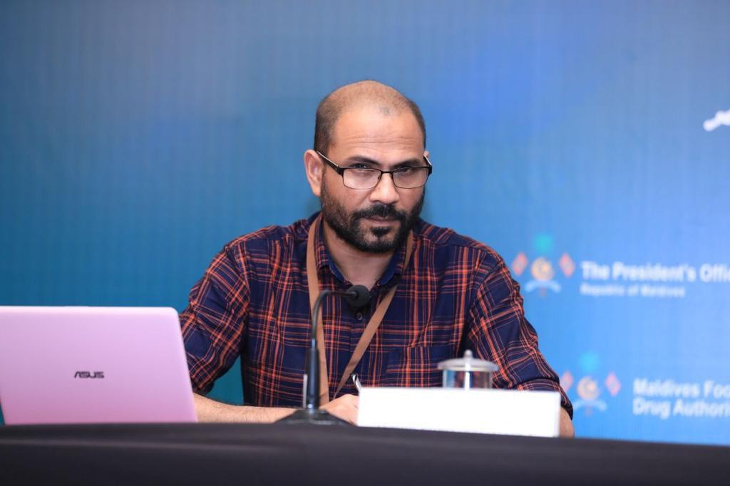 ކޮވިޑް-19: ޕީކް އަޔަސް ކުޑަވާނެ؛ މިހާލަތުގައި ހިފައްޓައިފިނަމަ ލޮކްޑައުނަށް ދާކަށް ނުޖެހޭނެ: ޑރ. އަފްޒަލް